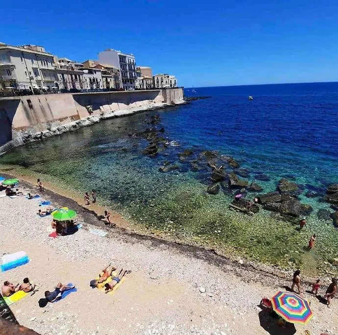 Love Nest Apartment Syracuse Italy